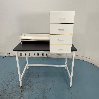 Formaspace 5' Stationary Lab Bench w/ Upper Mounted Shelving image 2